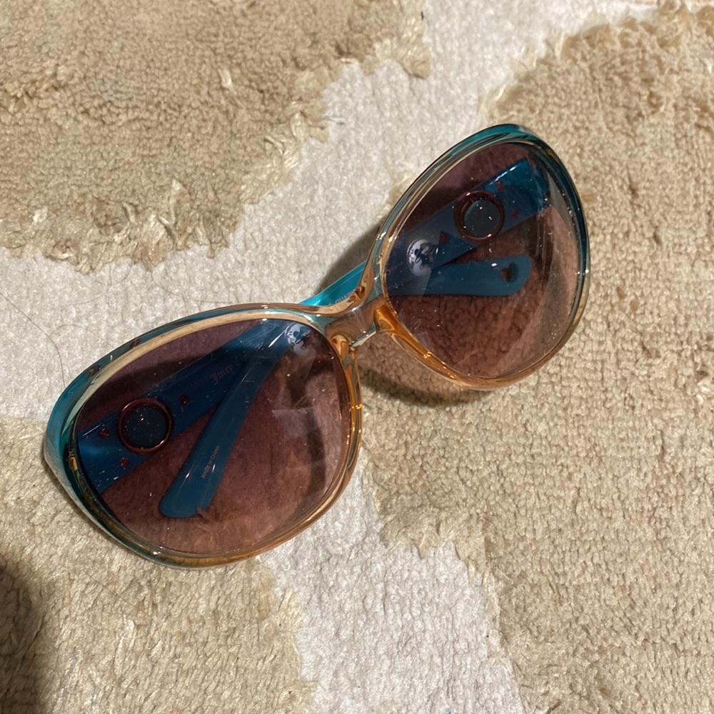 Juicy Couture “Live For Sugar” Sunglasses